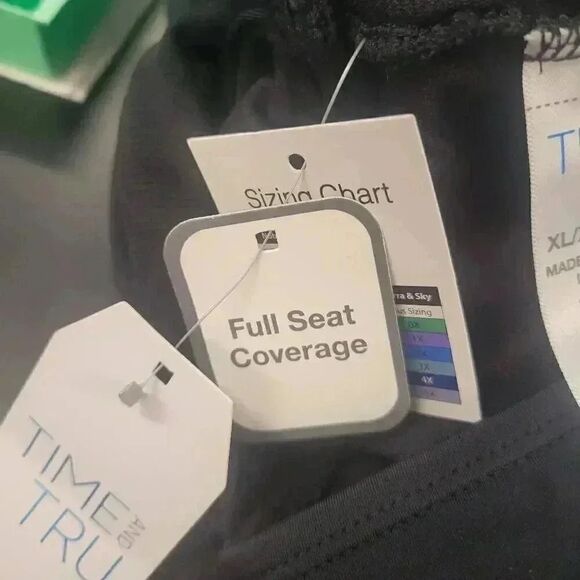 Time & Tru Women's Black Poly/Spandex Slimming Full Seat Coverage One Piece Swim - Picture 11 of 11